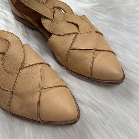 Free People Ivory Wanderlust Flat Sandal - Picture 3 of 10